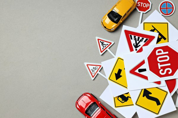 Préparez-vous efficacement au code de la route en 2025